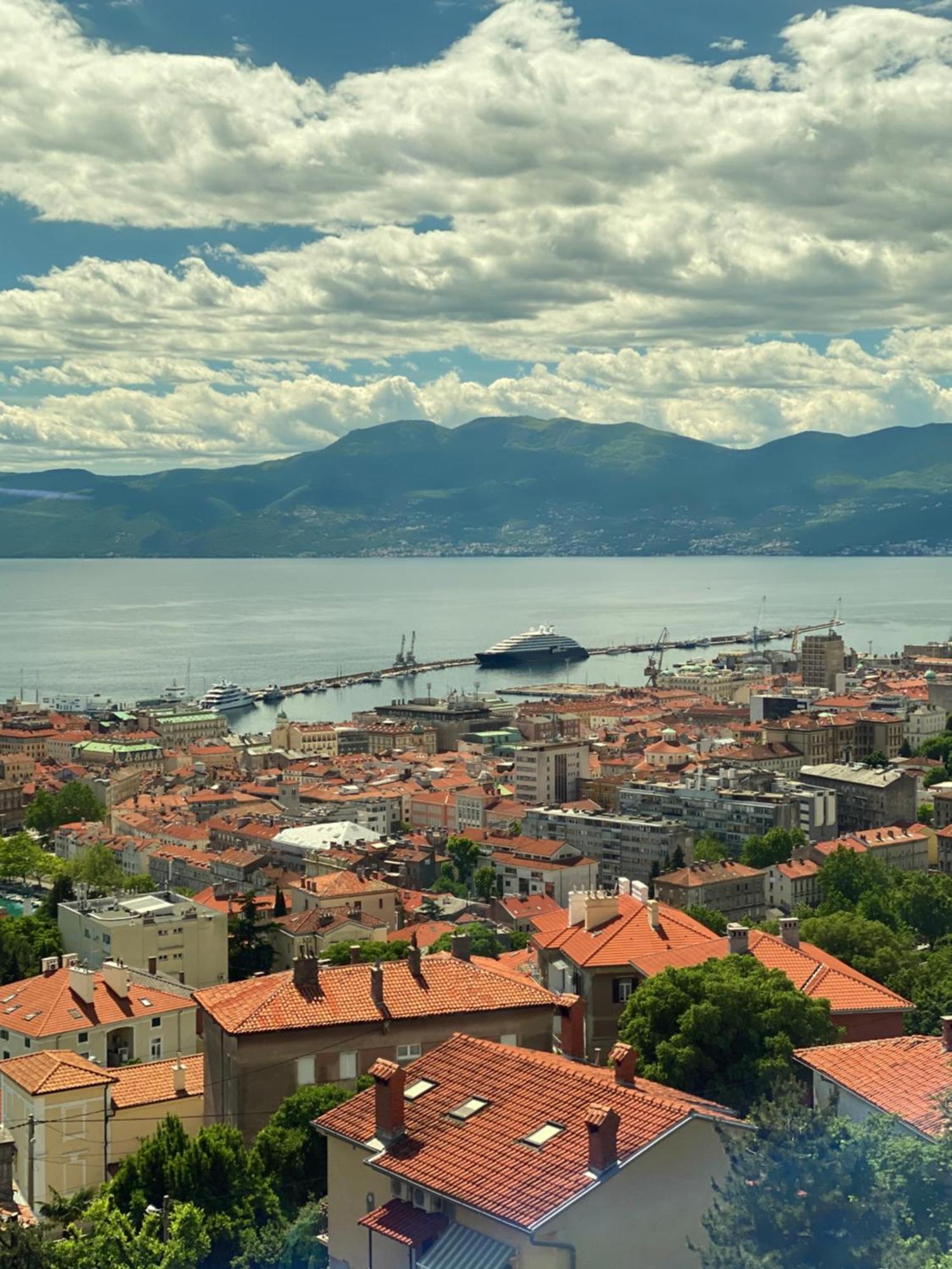 Nona'S View With Balcony Lägenhet Rijeka Exteriör bild